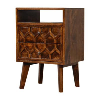 Amouri Bedside